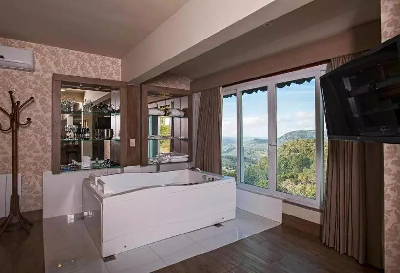 سوئیت با وان آب گرم, Villa Bella Hotel & Spa Gramado