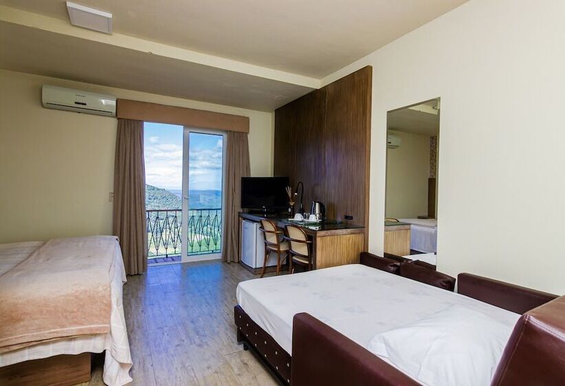 Номер Deluxe с Видом, Villa Bella Hotel & Spa Gramado