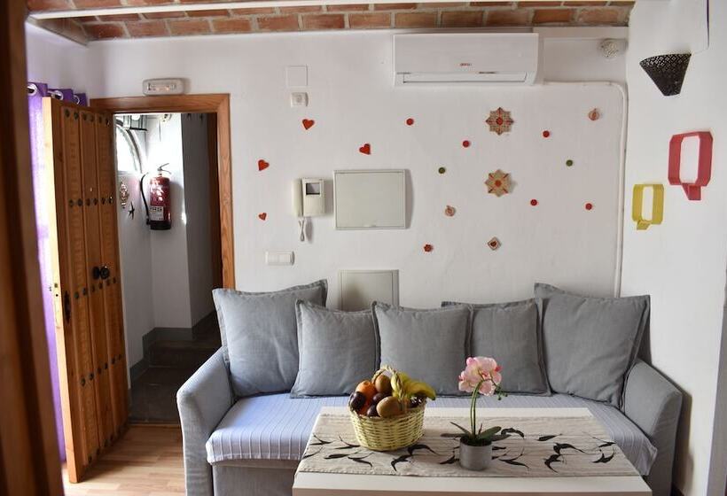 آپارتمان 2 خوابه, Golondrinas De La Alhambra