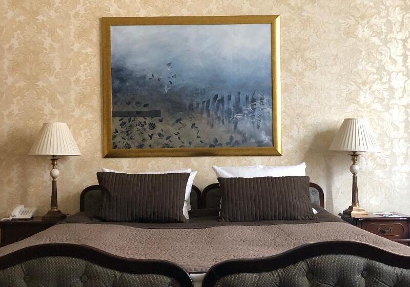 آپارتمان 2 خوابه, Golondrinas De La Alhambra