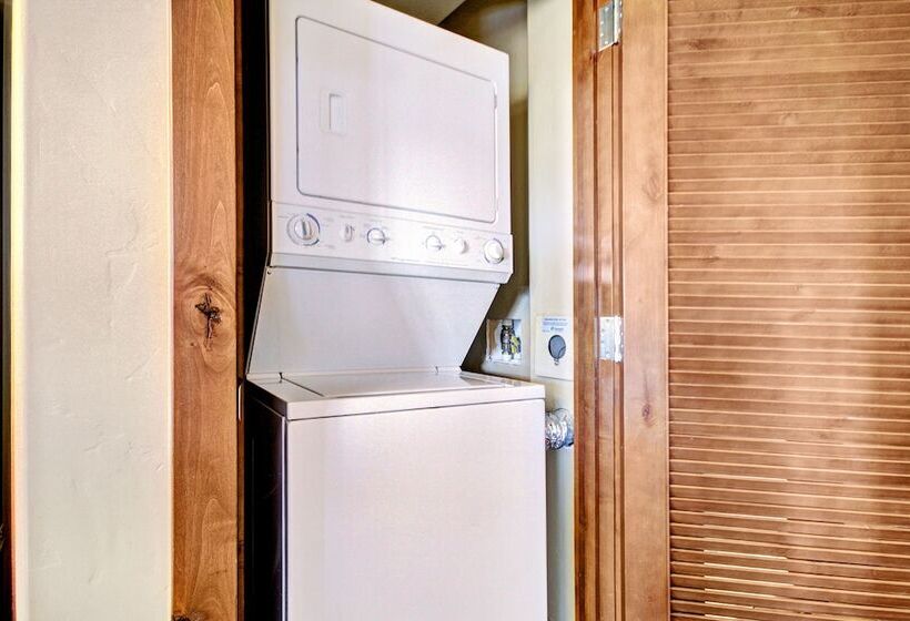 Апартаменты 3 Спальни, One Ski Hill, A Rockresort