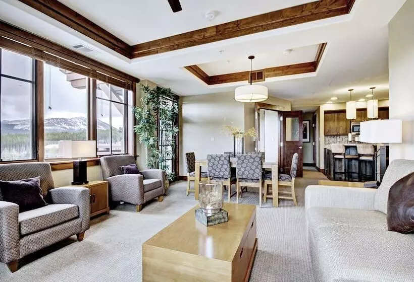 ３ベッドルームアパートメント, One Ski Hill, A Rockresort