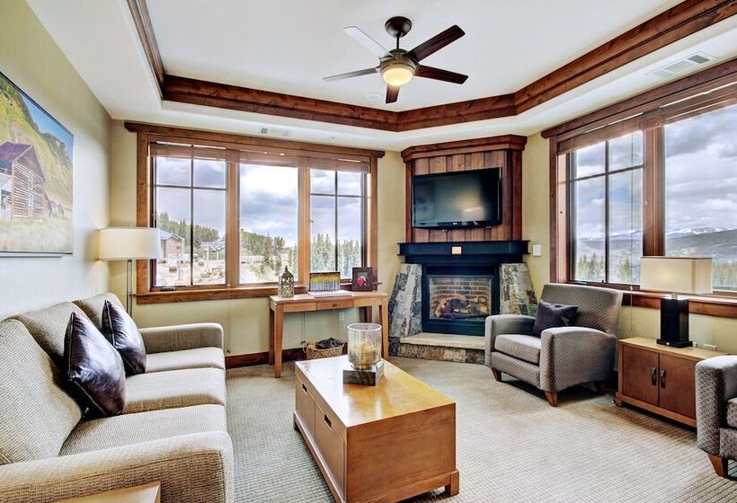 Апартаменты 3 Спальни, One Ski Hill, A Rockresort