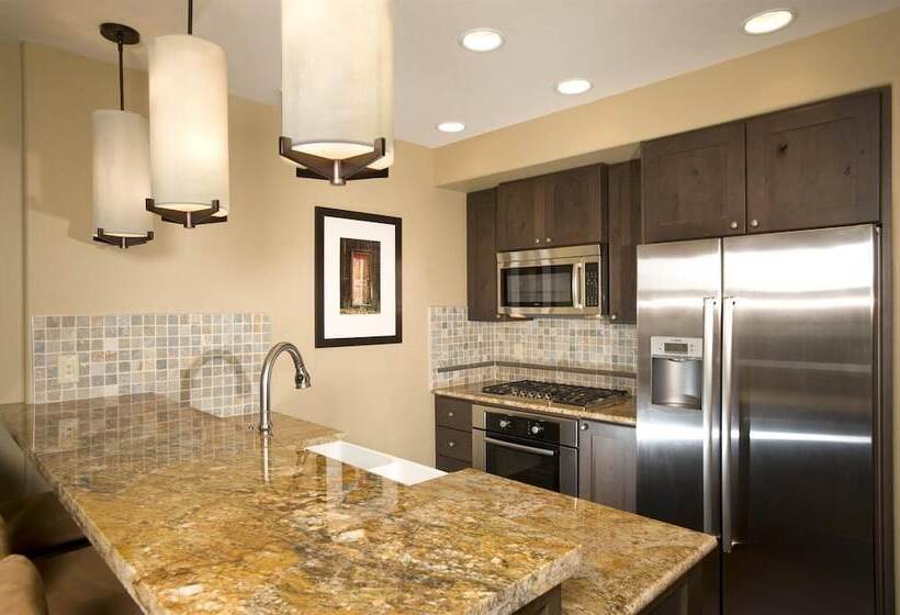 Апартаменты 1 Спальня, One Ski Hill, A Rockresort