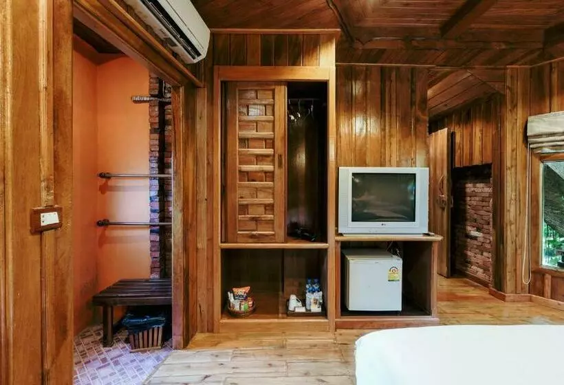 １階のスーペリアルーム, Phu Pha Aonang Resort & Spa