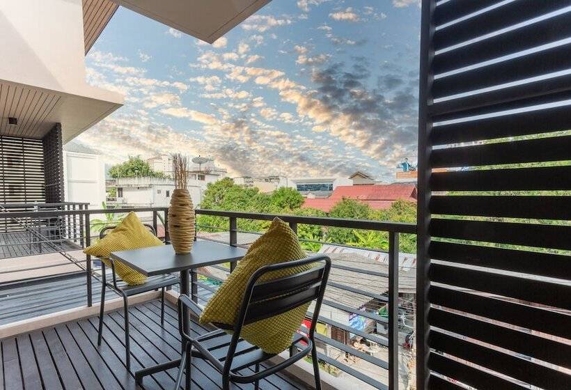 带1个卧室的带阳台的公寓, Studio 365 Serviced Apartments