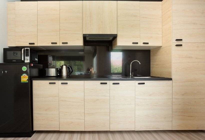 带1个卧室的带阳台的公寓, Studio 365 Serviced Apartments