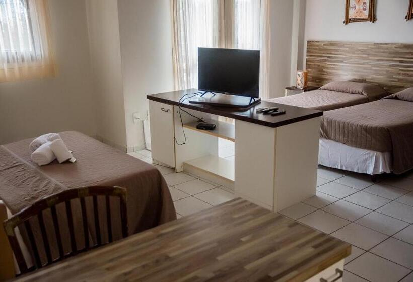 חדר דלוקס לארבעה, Apart Hotel Serantes