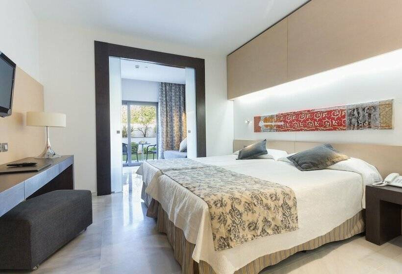 Habitación Familiar, Hipotels Gran Conil & Spa