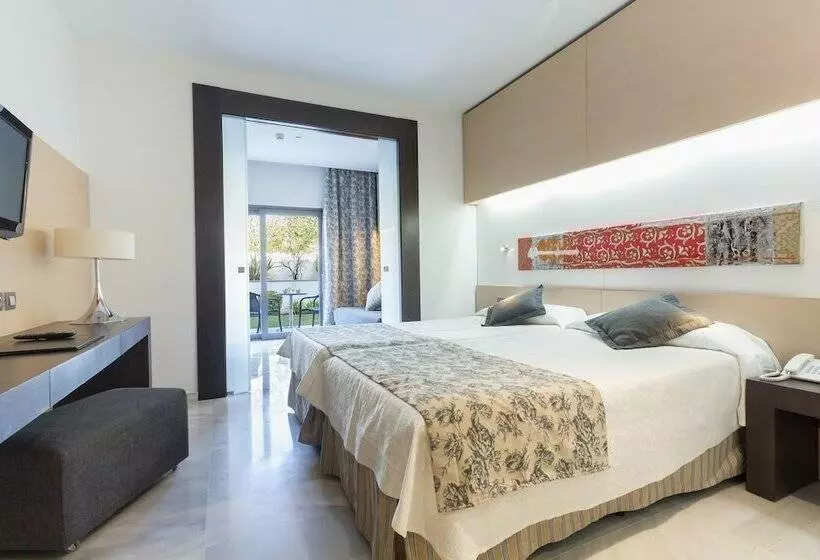 اتاق خانوادگی, Hipotels Gran Conil & Spa