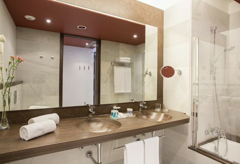 家庭间, Hipotels Gran Conil & Spa