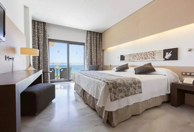 سوییت جونیور, Hipotels Gran Conil & Spa