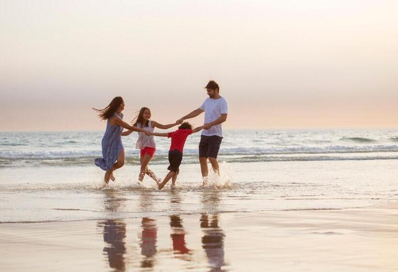 家庭间, Hipotels Gran Conil & Spa