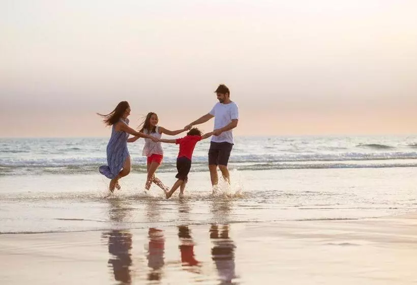 اتاق لوکس با چشم‌انداز دریا, Hipotels Gran Conil & Spa