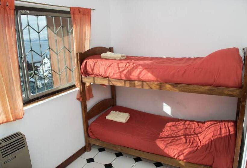 带共用浴室的标准房间, Hostel Inn Bariloche