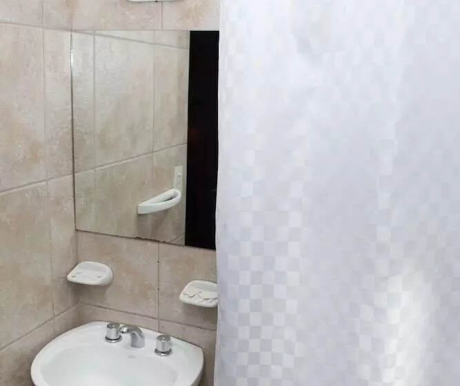 اتاق استاندارد, Hostel Inn Bariloche