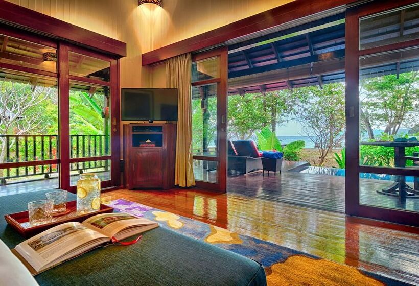 וילה עם חדר שינה אחד ובריכת שחיה, Bunga Raya Island Resort & Spa