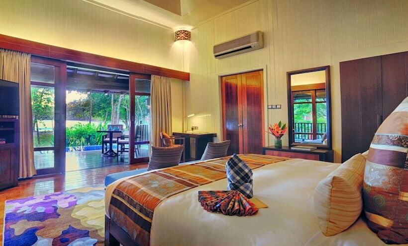 Вилла с 1 спальней и бассейном, Bunga Raya Island Resort & Spa