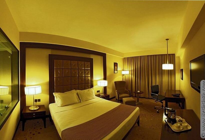 클럽 룸, The Cambay Grand