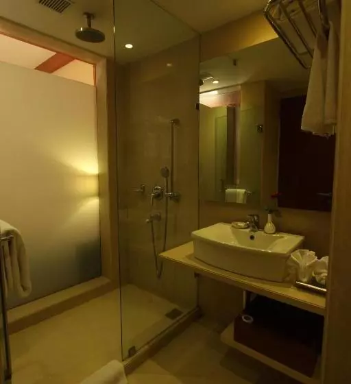 デラックスルーム, The Cambay Grand