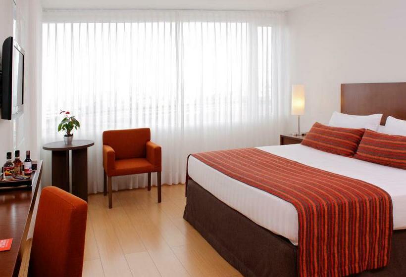 غرفة قياسية, Estelar El Cable