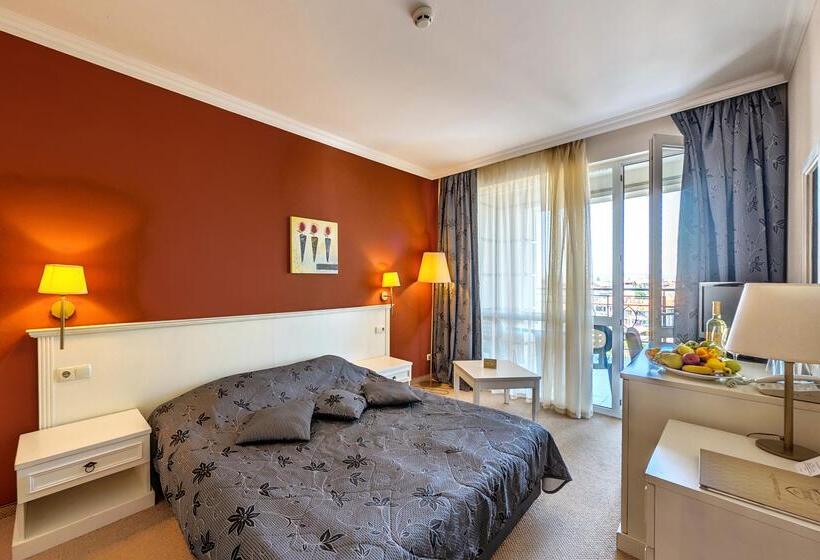 غرفة قياسية مطلة على المدينة, Festa Pomorie Resort