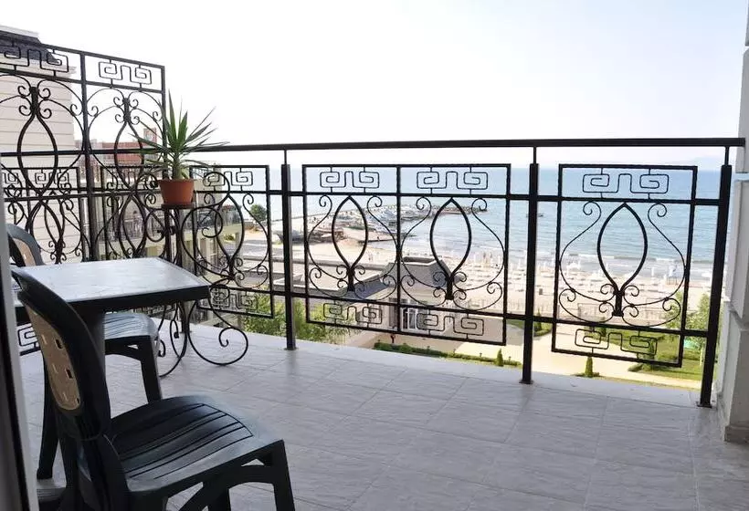 オーシャンビュースイート, Festa Pomorie Resort