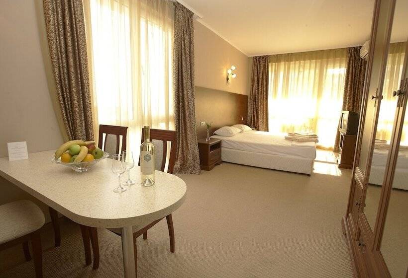 جناح مطل على المدينة, Festa Pomorie Resort