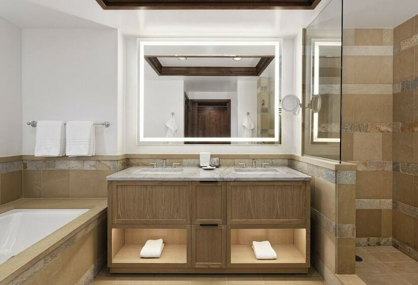 חדר סטנדרט שתי מיטות זוגיות, Four Seasons Resort Jackson Hole