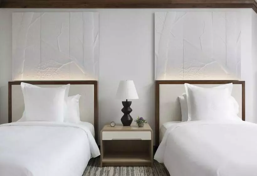 ２ダブルベッドのスタンダードルーム, Four Seasons Resort Jackson Hole