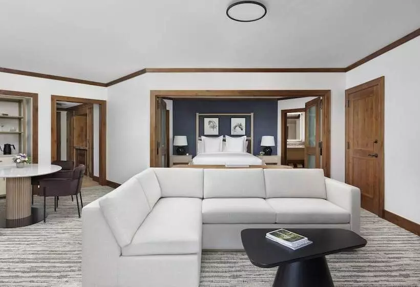 景色の見えるスイートルーム, Four Seasons Resort Jackson Hole