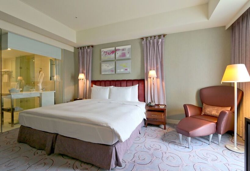 اتاق لوکس, Grand Victoria