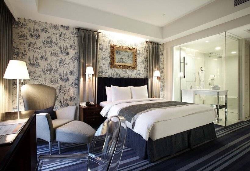 اتاق لوکس, Grand Victoria