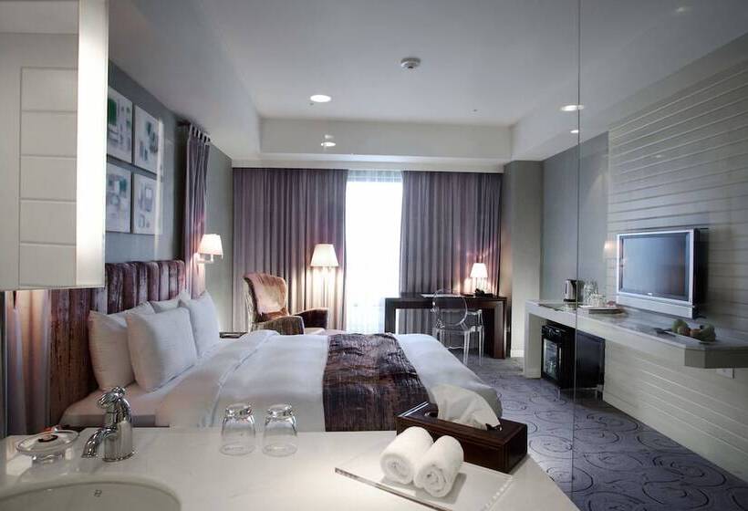 اتاق لوکس سه تخته, Grand Victoria