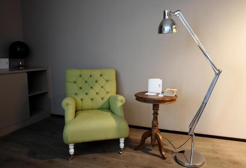 סוויטה, H2c Hotel Milanofiori