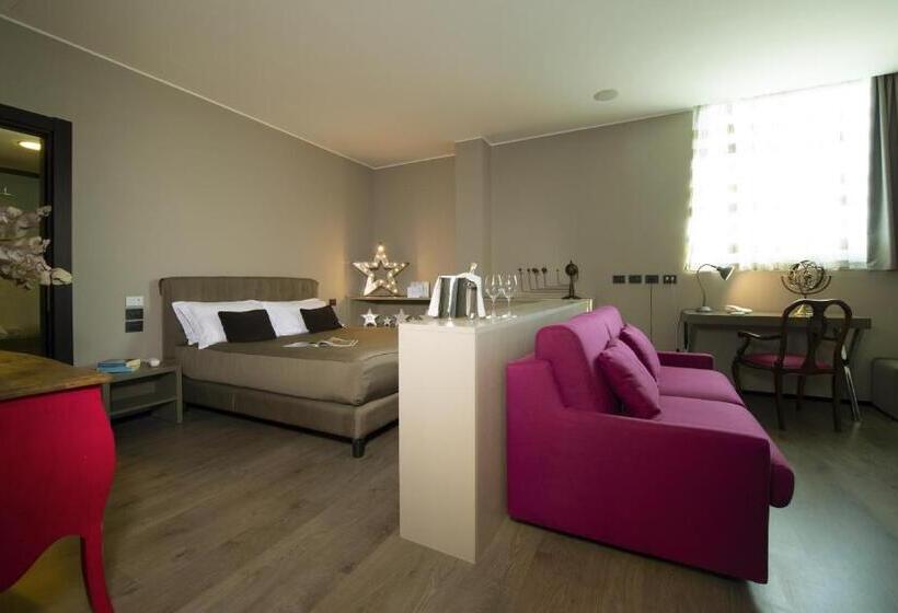 סוויטת ג'וניור, H2c Hotel Milanofiori