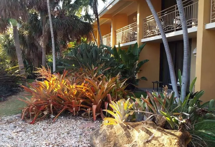 ２ダブルベッドのスタンダードルーム, Hampton Inn Key Largo Manatee Bay