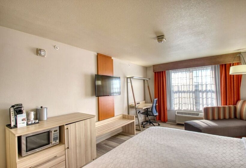 标准间, Holiday Inn Express Hotel & Suites Milwaukee Airport, An Ihg