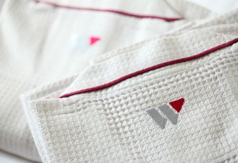 标准单人间, Wing International Chitose