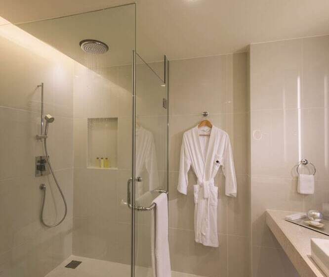 Номер Deluxe, Doubletree By Hilton Hotel Kuala Lumpur