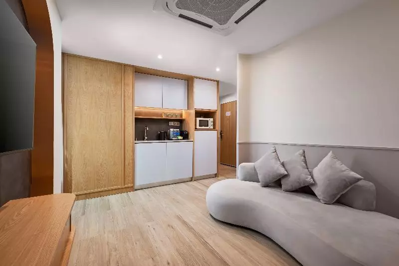 Suite with Terrace, Doubletree By Hilton Hotel Kuala Lumpur