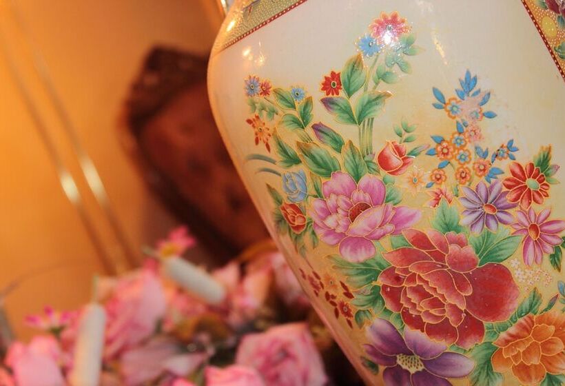 标准间, Alessandra