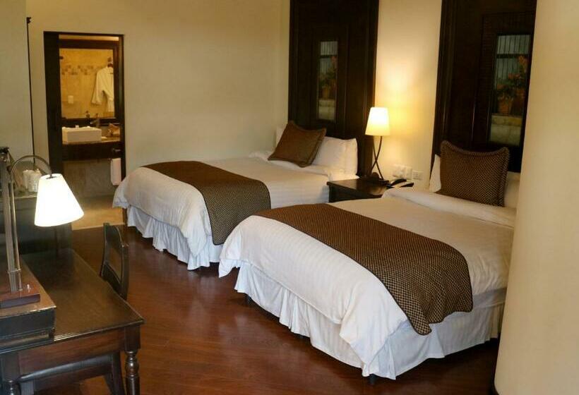 חדר דלוקס, Camino Real Antigua