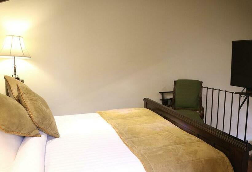 סוויטת ג'וניור, Camino Real Antigua