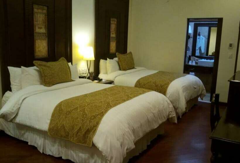 חדר דלוקס, Camino Real Antigua