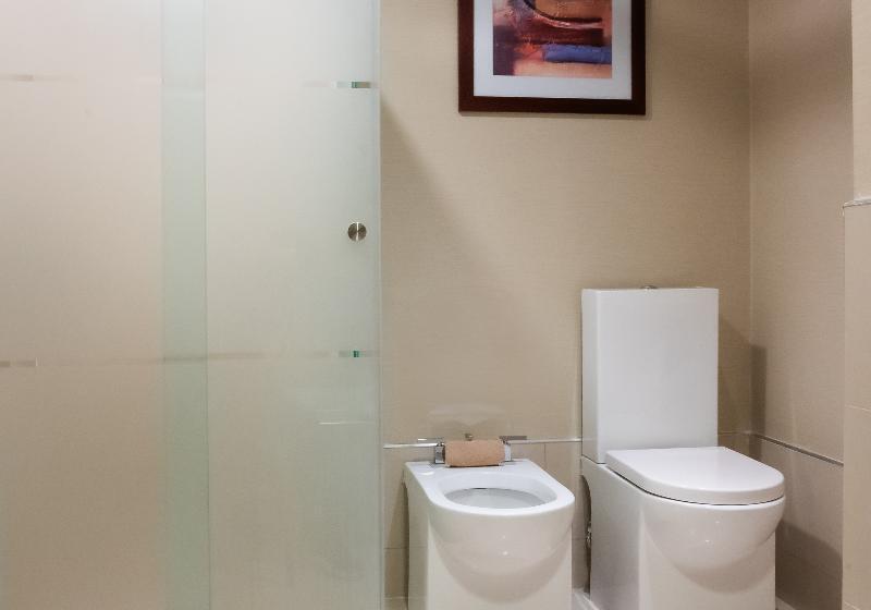 غرفة قياسية سرير كينج, Hilton Mendoza