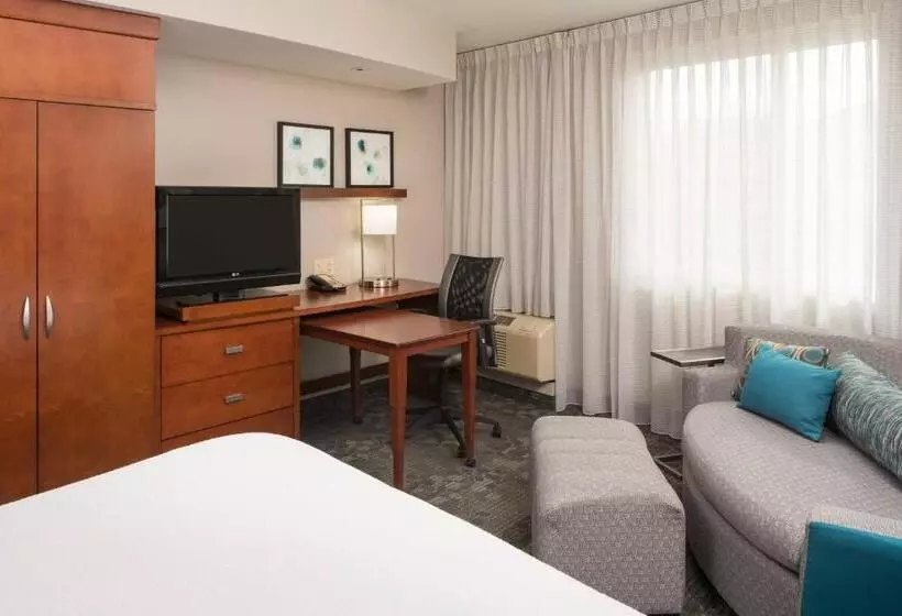 キングサイズベッドのスタンダードルーム, Courtyard By Marriott Miami West/fl Turnpike