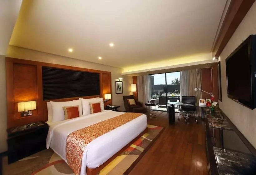 اتاق اجرایی, Gokulam Grand Hotel & Spa Bangalore