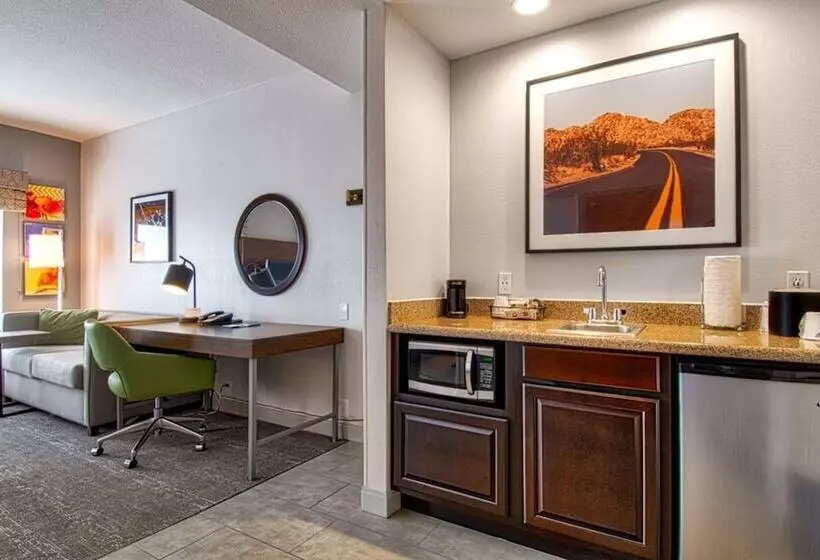 身障者適用スイートルーム, Hampton Inn And Suites Hemet