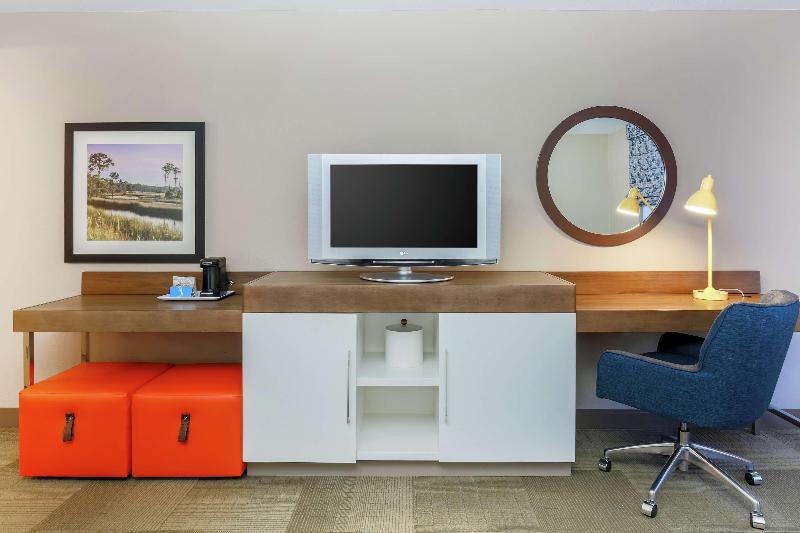 اتاق استاندارد برای معلولان, Hampton Inn & Suites Tallahassee I 10/thomasville Road, Fl